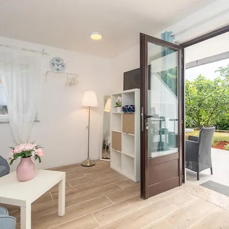 Appartement Oleander Malinska