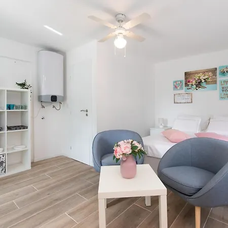 Oleander Apartmán Malinska