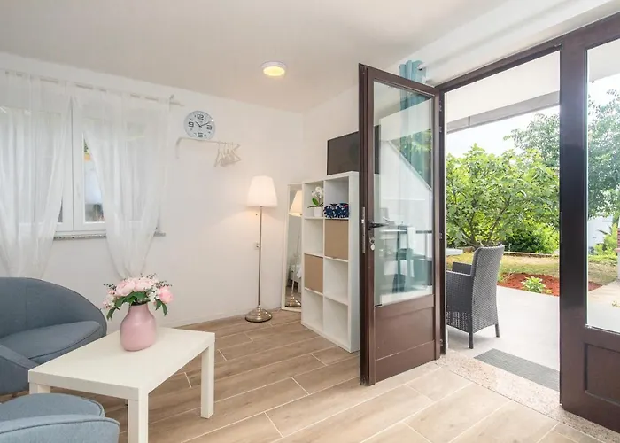 Appartement Oleander Malinska