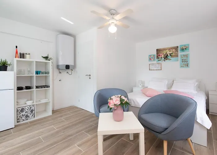 Oleander Appartement Malinska