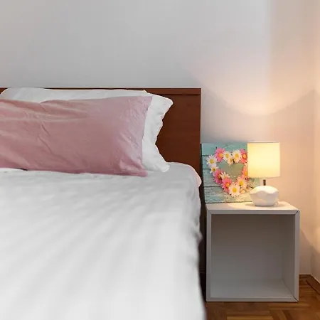 Oleander Lägenhet *